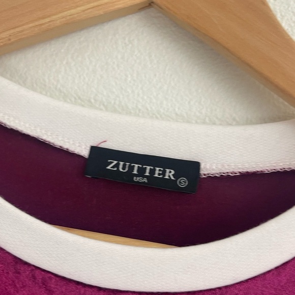 ZUTTER CREW NECK SOFT WHITE FLEECE SWEATSHIRT VELVET ACCENT SHOULDER & SLEEVES - Picture 7 of 9